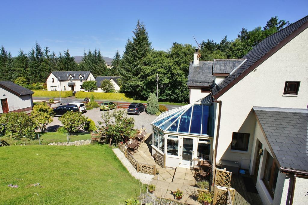 Ben Nevis Guest House ฟอร์ตวิลเลียม ภายนอก รูปภาพ