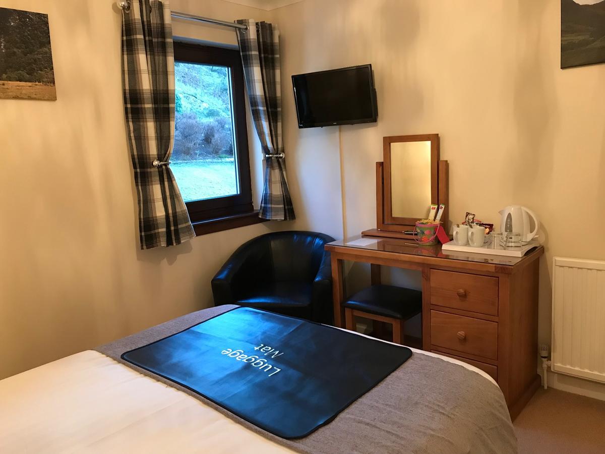 Ben Nevis Guest House ฟอร์ตวิลเลียม ภายนอก รูปภาพ